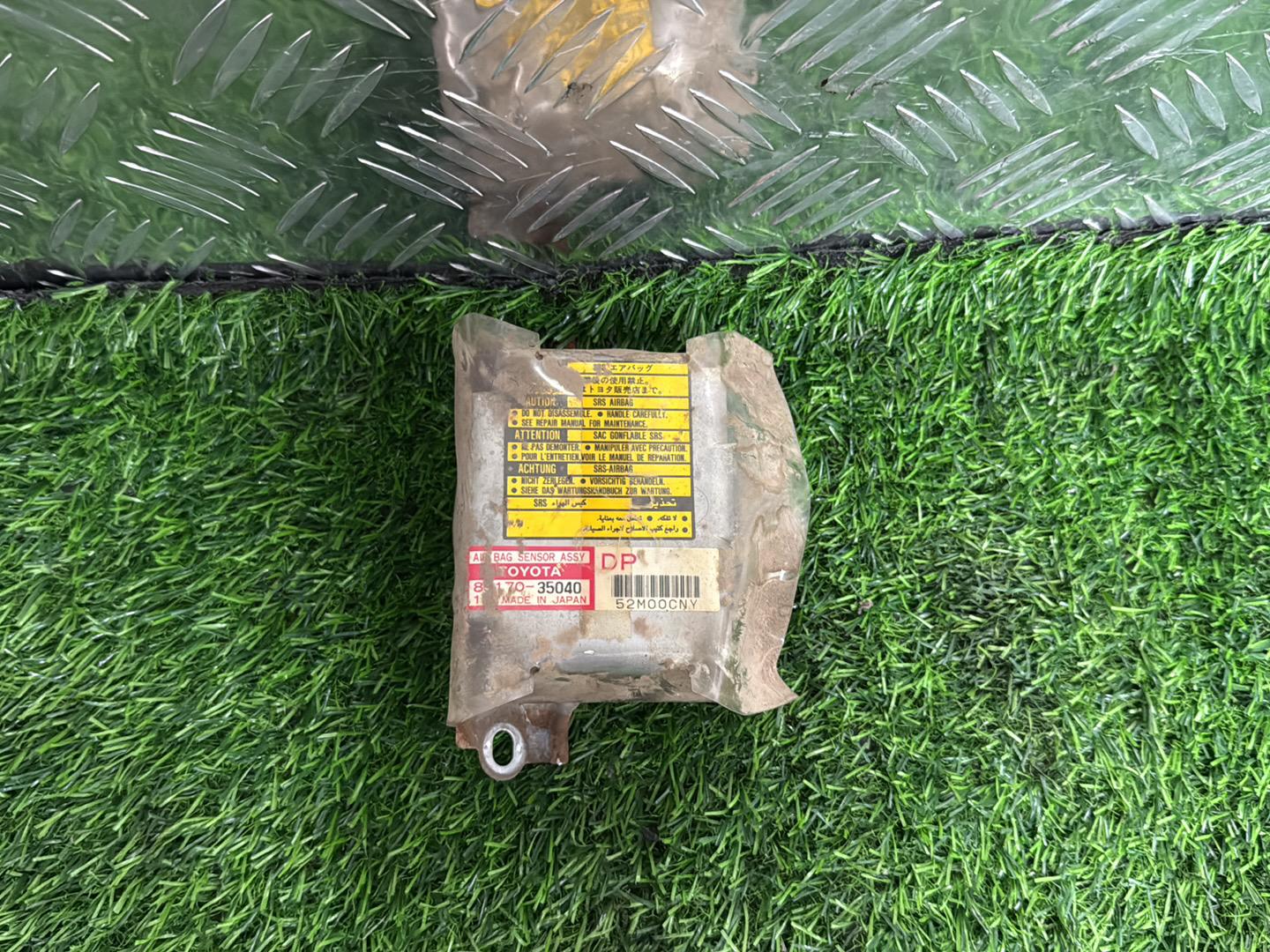 1995 - 2000 Toyota 4Runner Airbag Module 89170-35040