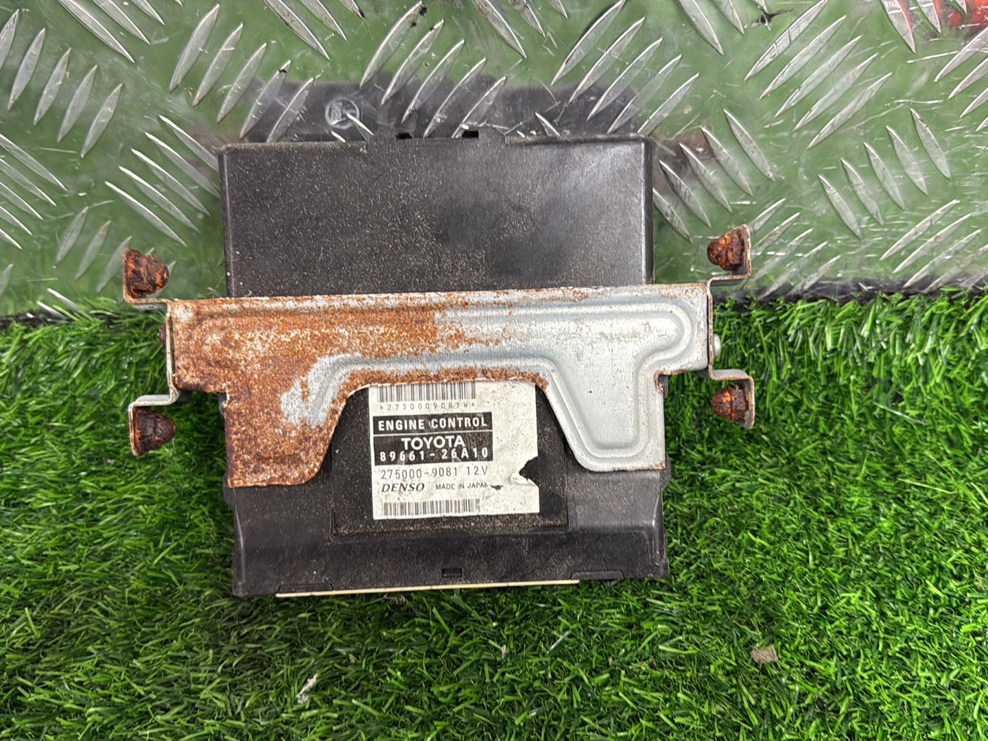 Toyota Hiace ECU 89661-26A10