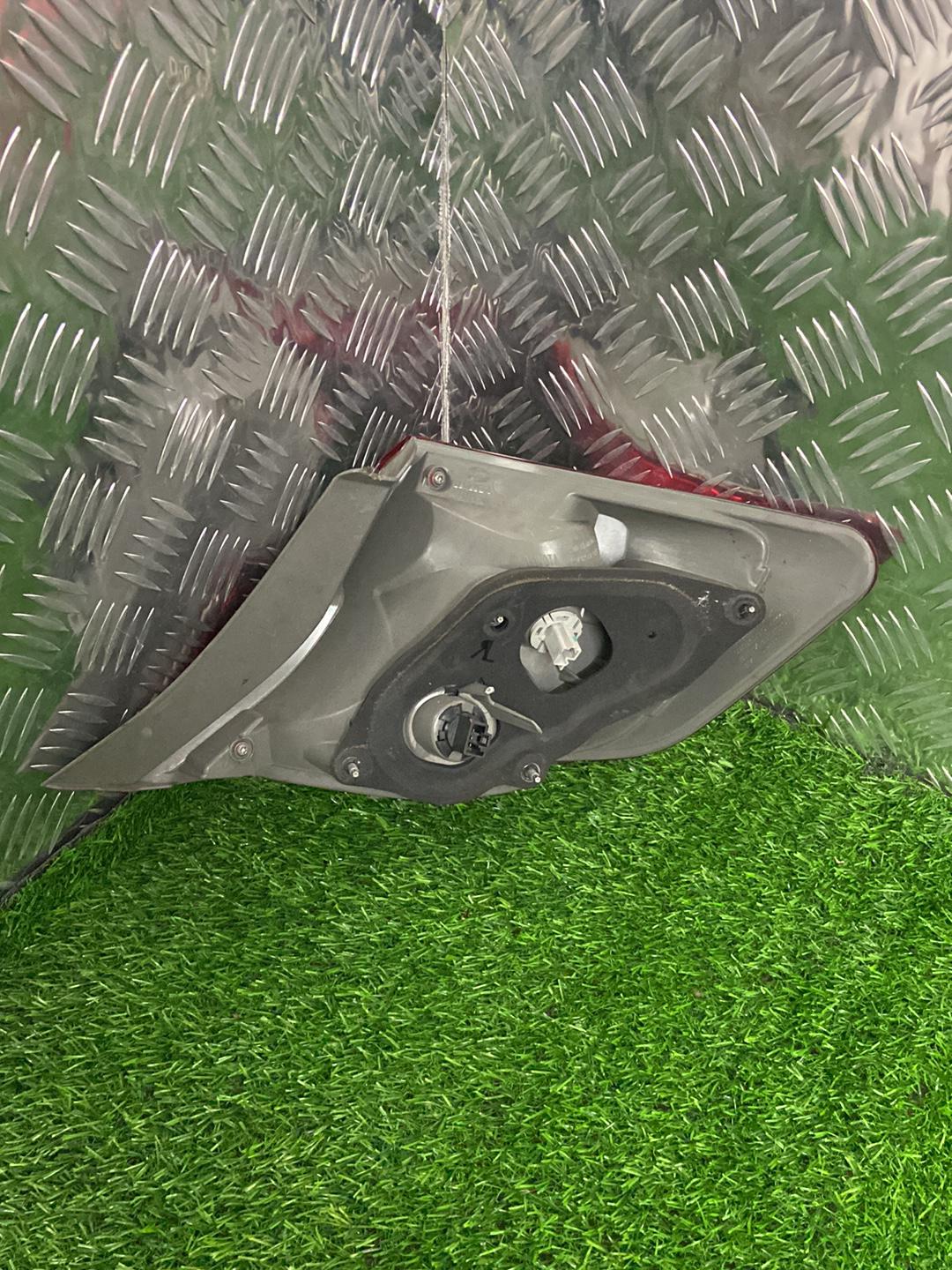 2011 - 2017 Toyota Camry Left Taillight 179226-01