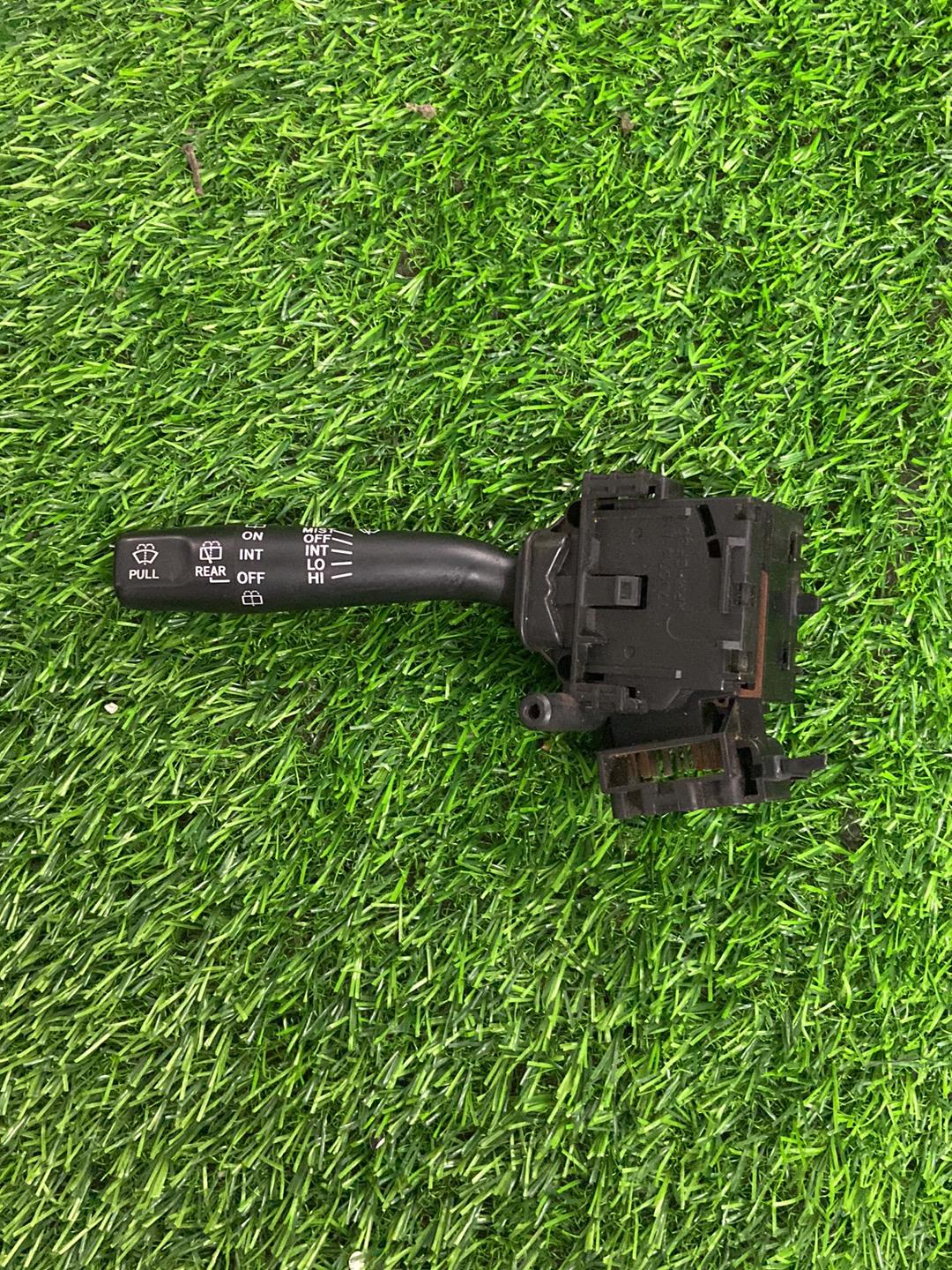 2004 - 2019 Toyota Hiace Wiper Switch 8465226470