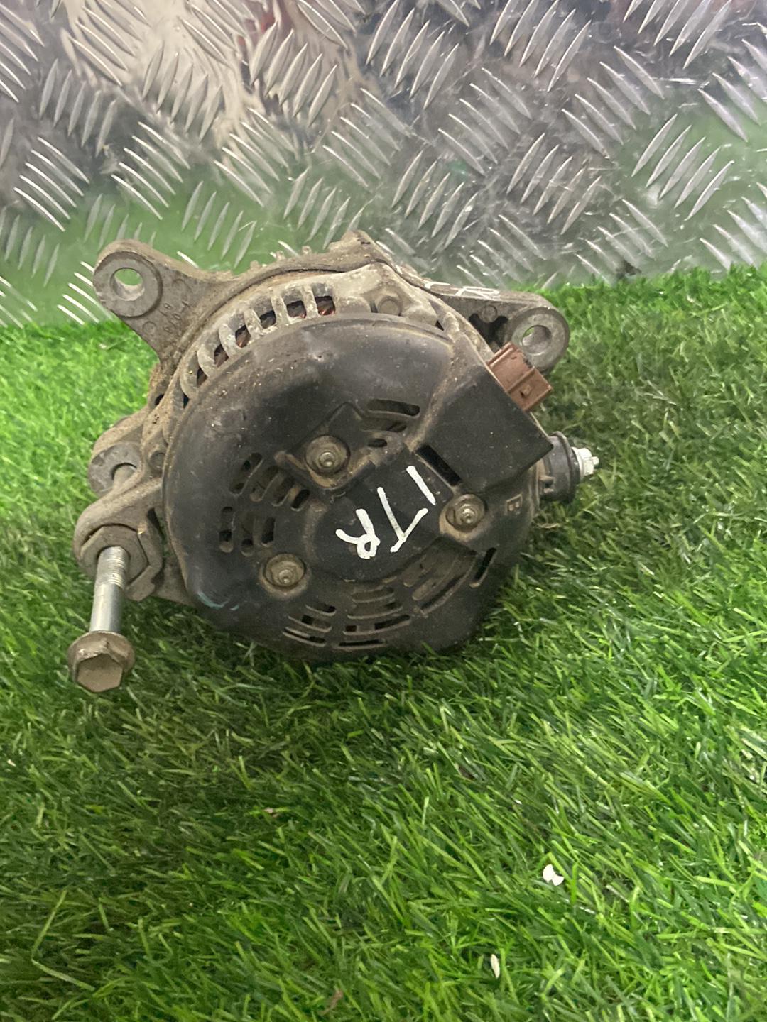 2004 - 2019 Toyota Hiace Alternator 2706075372