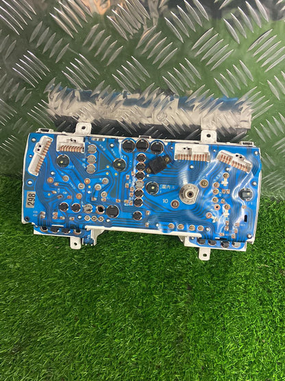 1989 - 2004 Toyota Hiace Instrument Cluster  83010-26540
