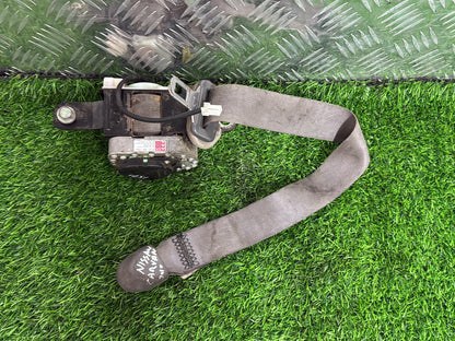 2006 - 2012 Nissan Caravan Left Front Seat Belt TK-AB2-G1626
