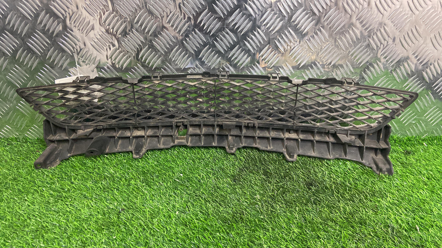 2003 - 2009 Mazda Mazda3 Grille BP4K-50ITI