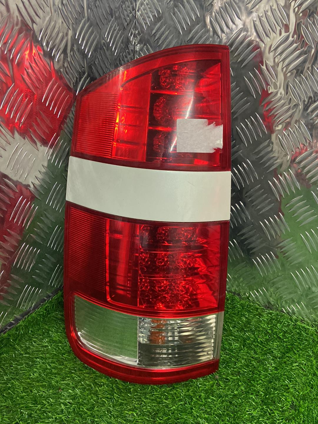 2001 - 2007 Toyota Noah Left Taillight ICHIKOH 28-184