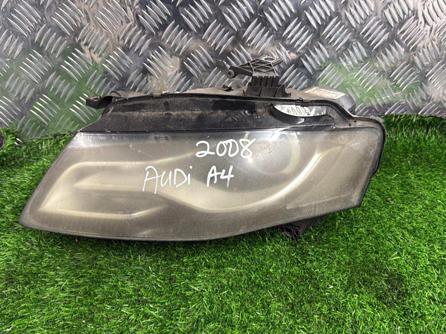2008 - 2012 Audi A4 Left Headlight 8K0 941 003 D