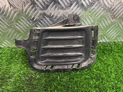 2011 - 2015 Toyota Aqua Left Fog Light Cover 81482-52370