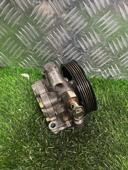 2006 - 2016 Mazda MPV Steering Pump 67151160