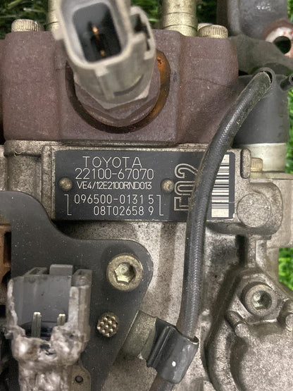 1990 - 1995 Toyota Hilux Injector Pump 2210067070