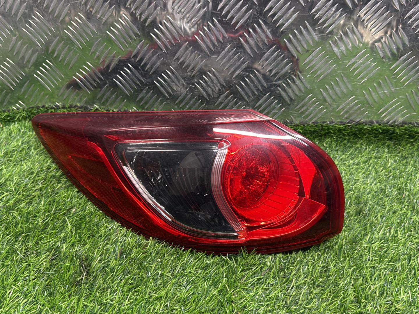 Mazda CX-5 Left Taillight STANLEY W0429