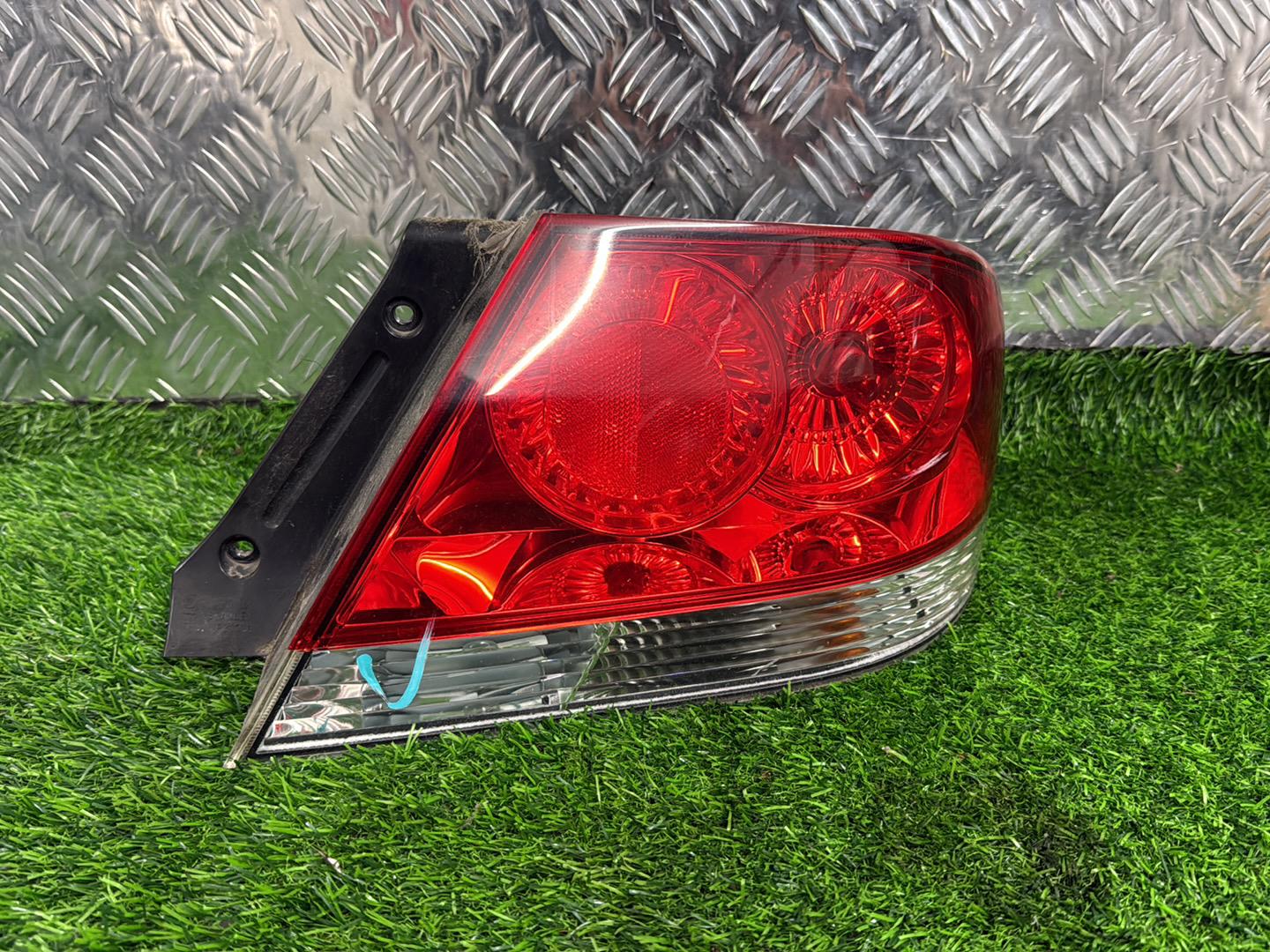 2003 - 2007 Mitsubishi Lancer Right Taillight STANLEY P3101R