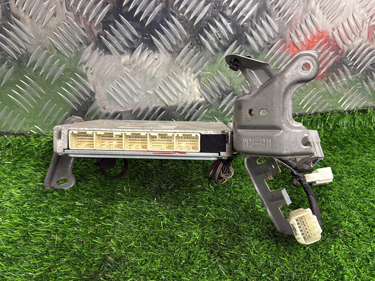 2005 - 2015 Toyota Hilux ECU 89661-0KG80