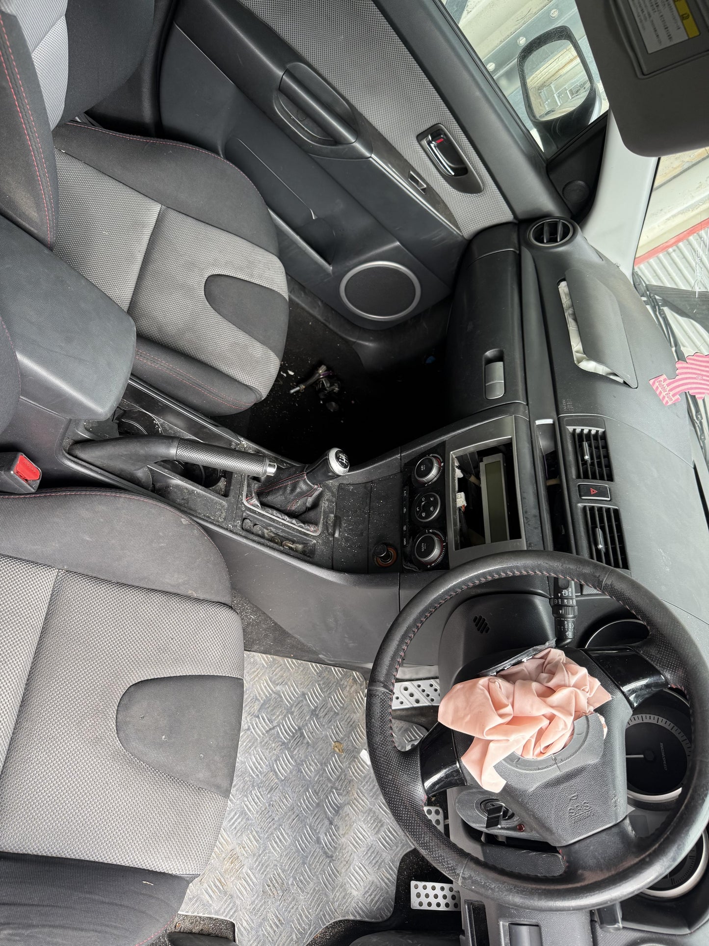 2008 Mazda Axela L3-0301169 WRECKING FOR PARTS ONLY