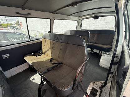 1999 Toyota Hiace 2RZ-FE WRECKING FOR PARTS ONLY