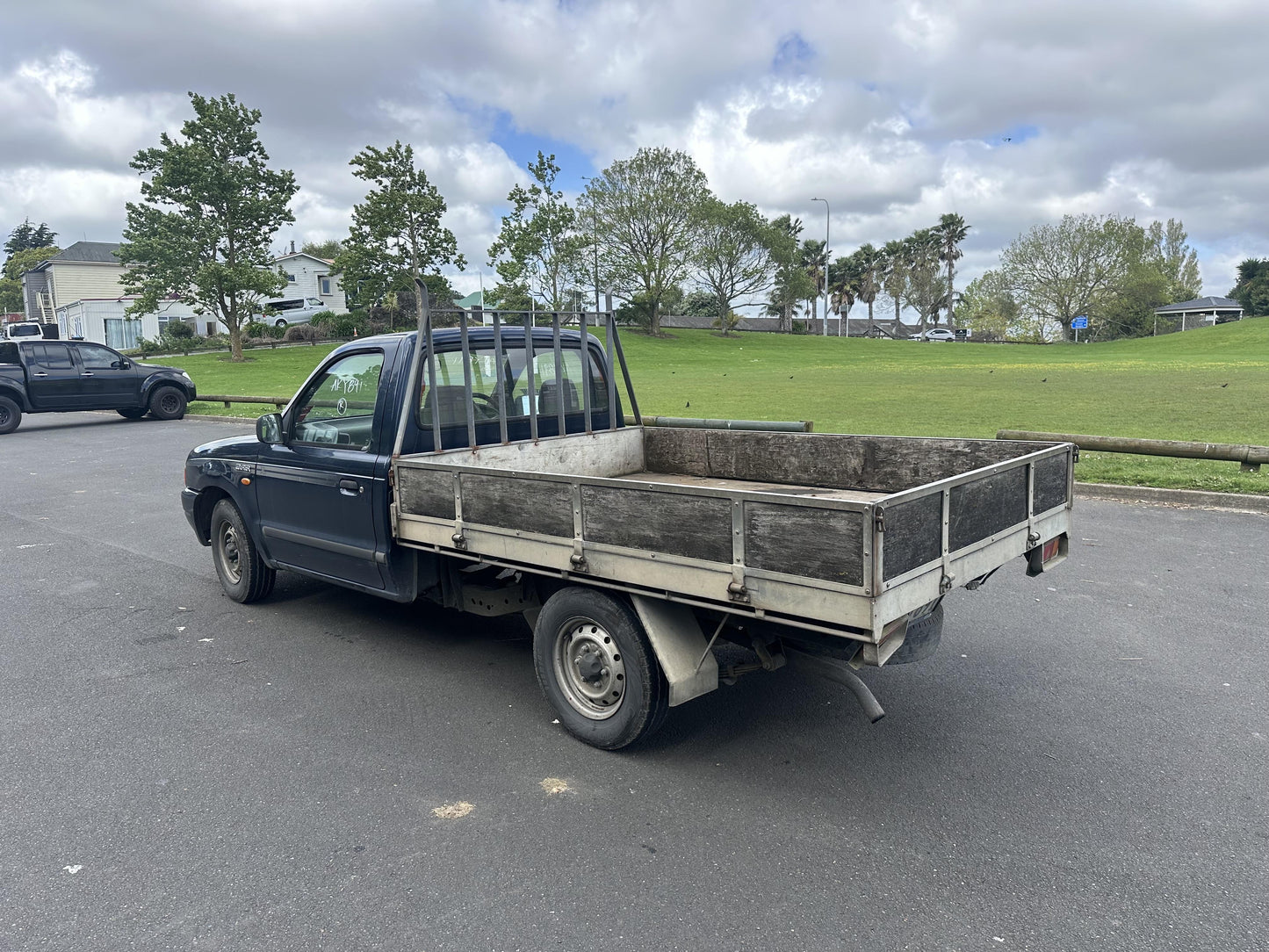 2001 Ford Courier 197535 WRECKING FOR PARTS ONLY