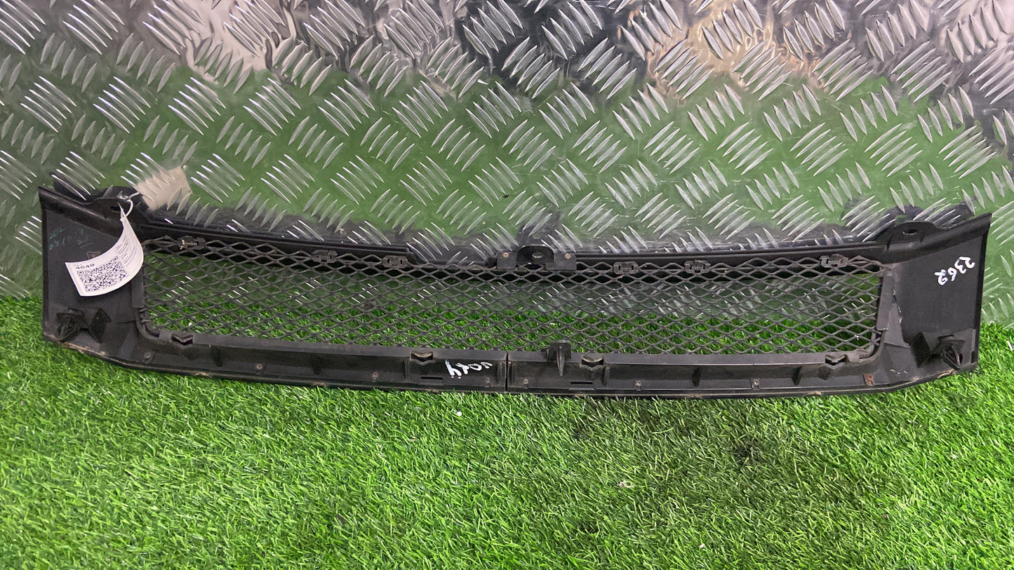 2001 - 2007 Toyota Noah Grille 0842328240