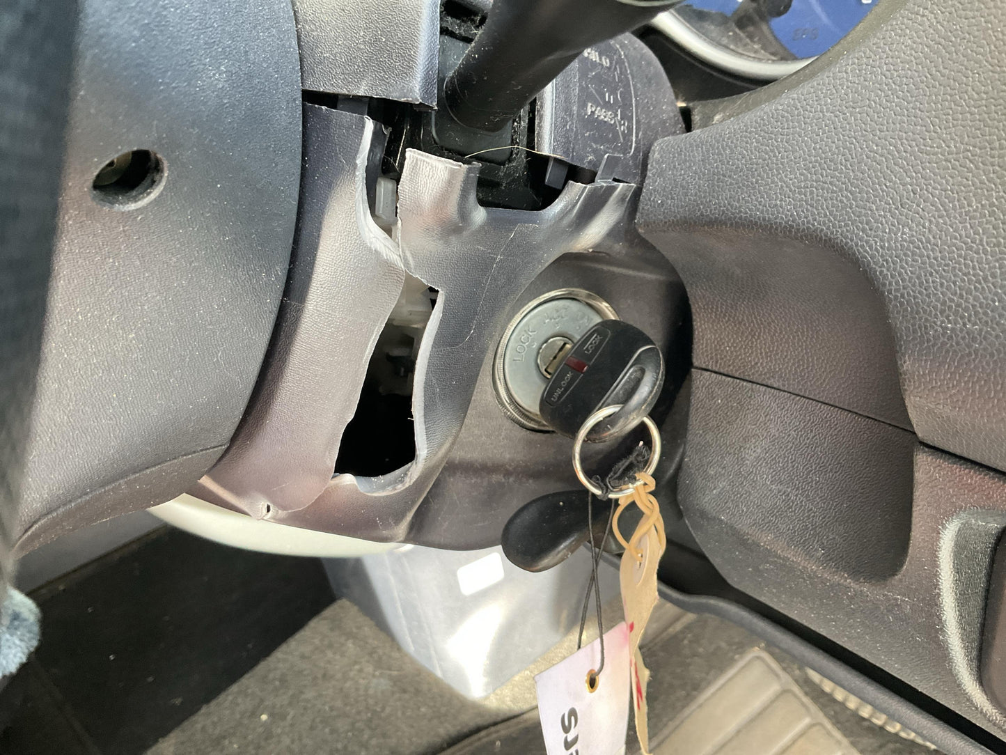 2004 Mitsubishi Colt 4G19-DL3199 WRECKING FOR PARTS ONLY