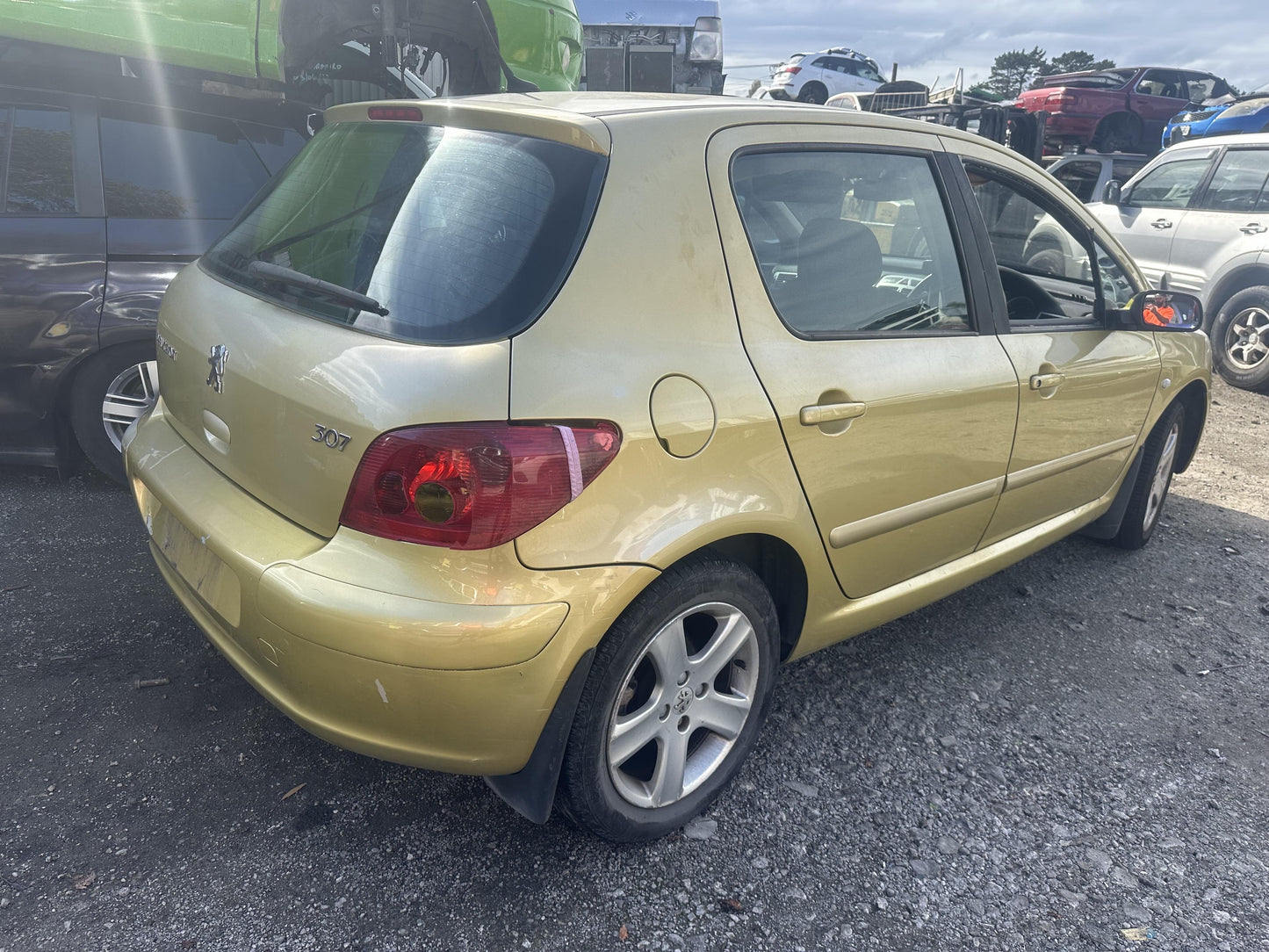 2000 - 2005 Peugeot 307 10LH1L1032169 WRECKING FOR PARTS ONLY