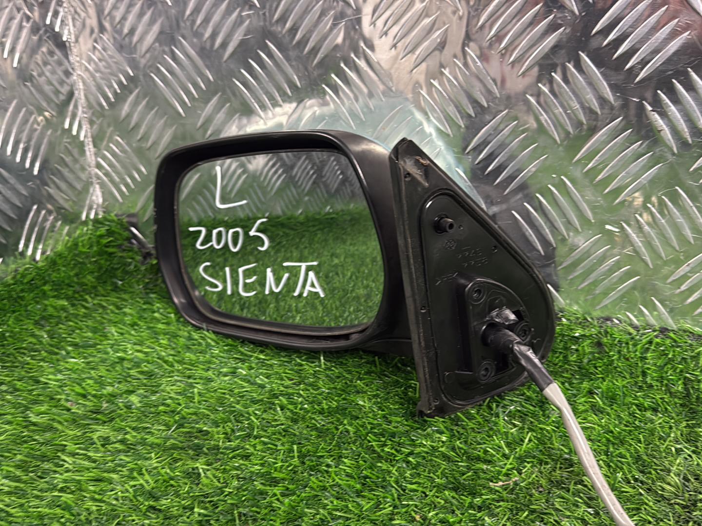 Toyota Sienta Left Door Mirror 5 Wire