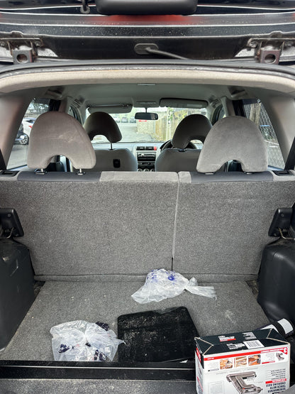 2005 Honda Fit LI31-187052 WRECKING FOR PARTS ONLY