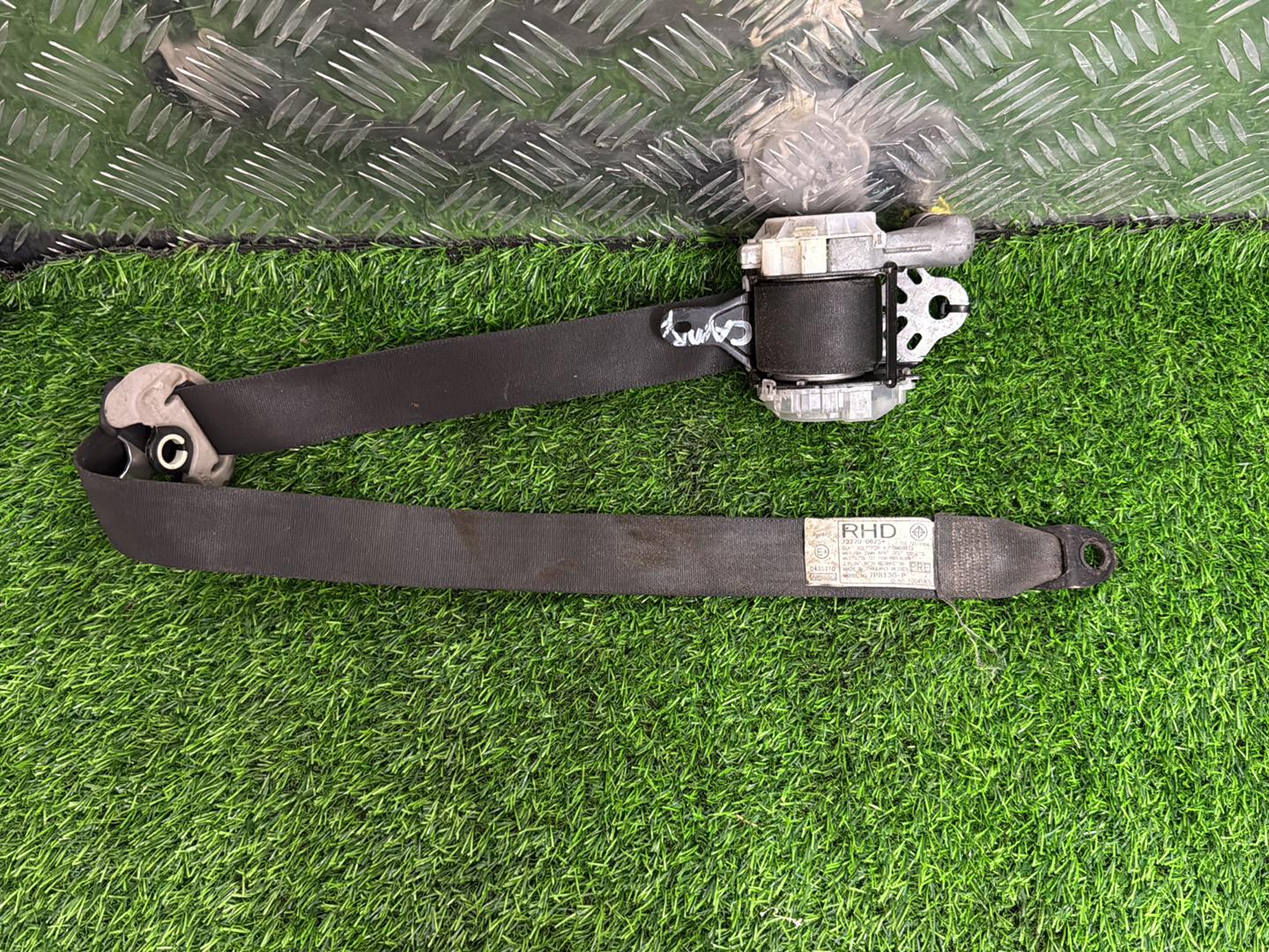 2006 - 2011 Toyota Camry Left Front Seat Belt 7P8130-P