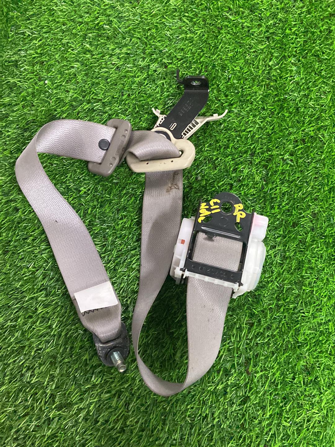2004 - 2013 Nissan Note Right Rear Seat belt TK-AB0-G1991
