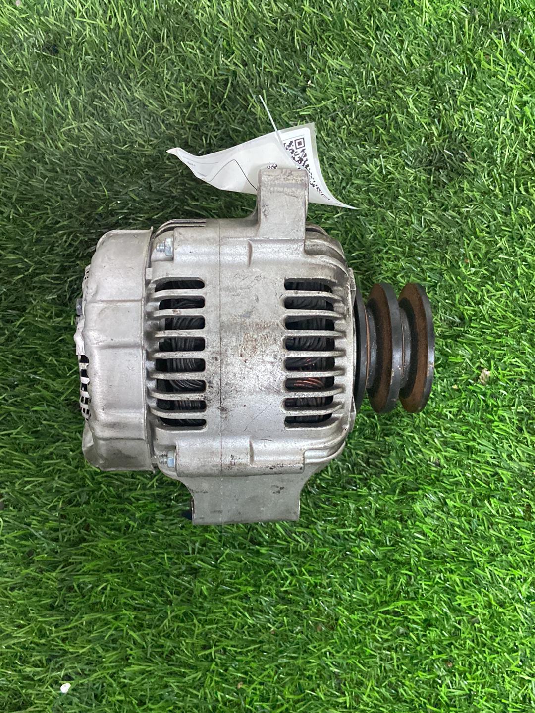 1995 - 2002 Toyota Granvia Alternator 2706067040