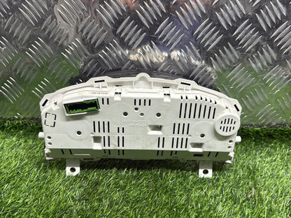 Land Rover Discovery Instrument Cluster YAC500045