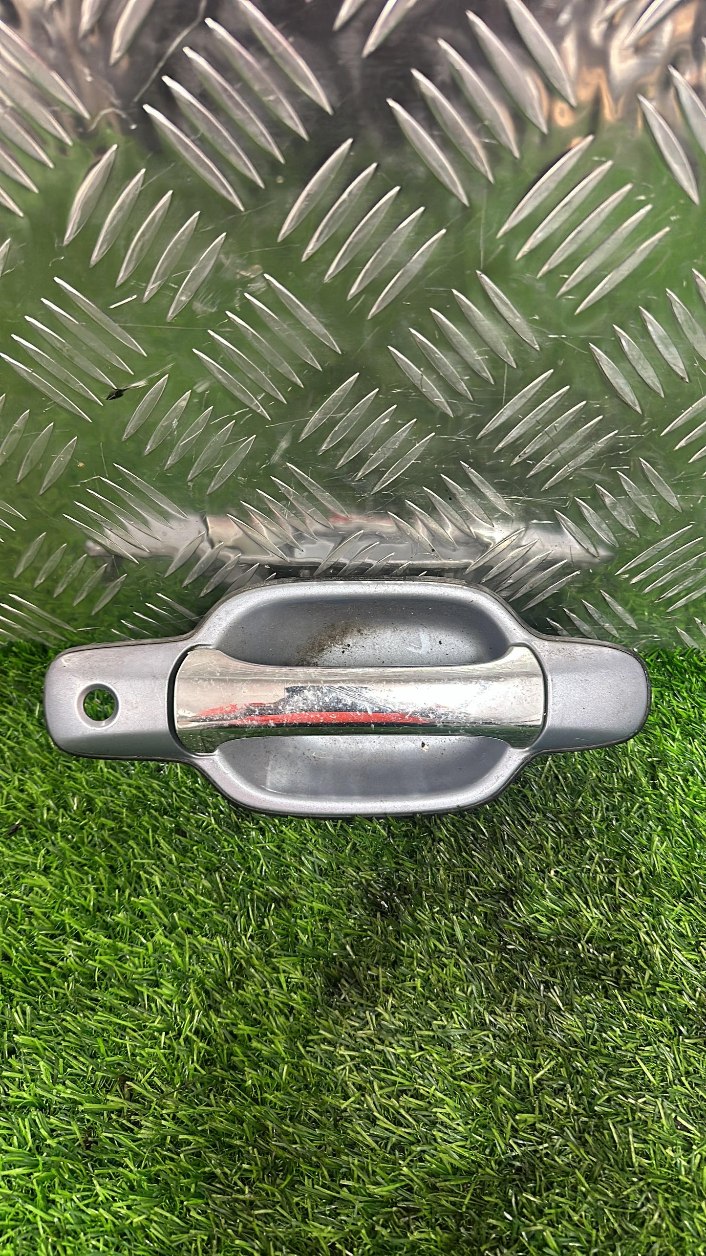 2003 - 2008 Holden Rodeo Left Front Exterior Door Handle