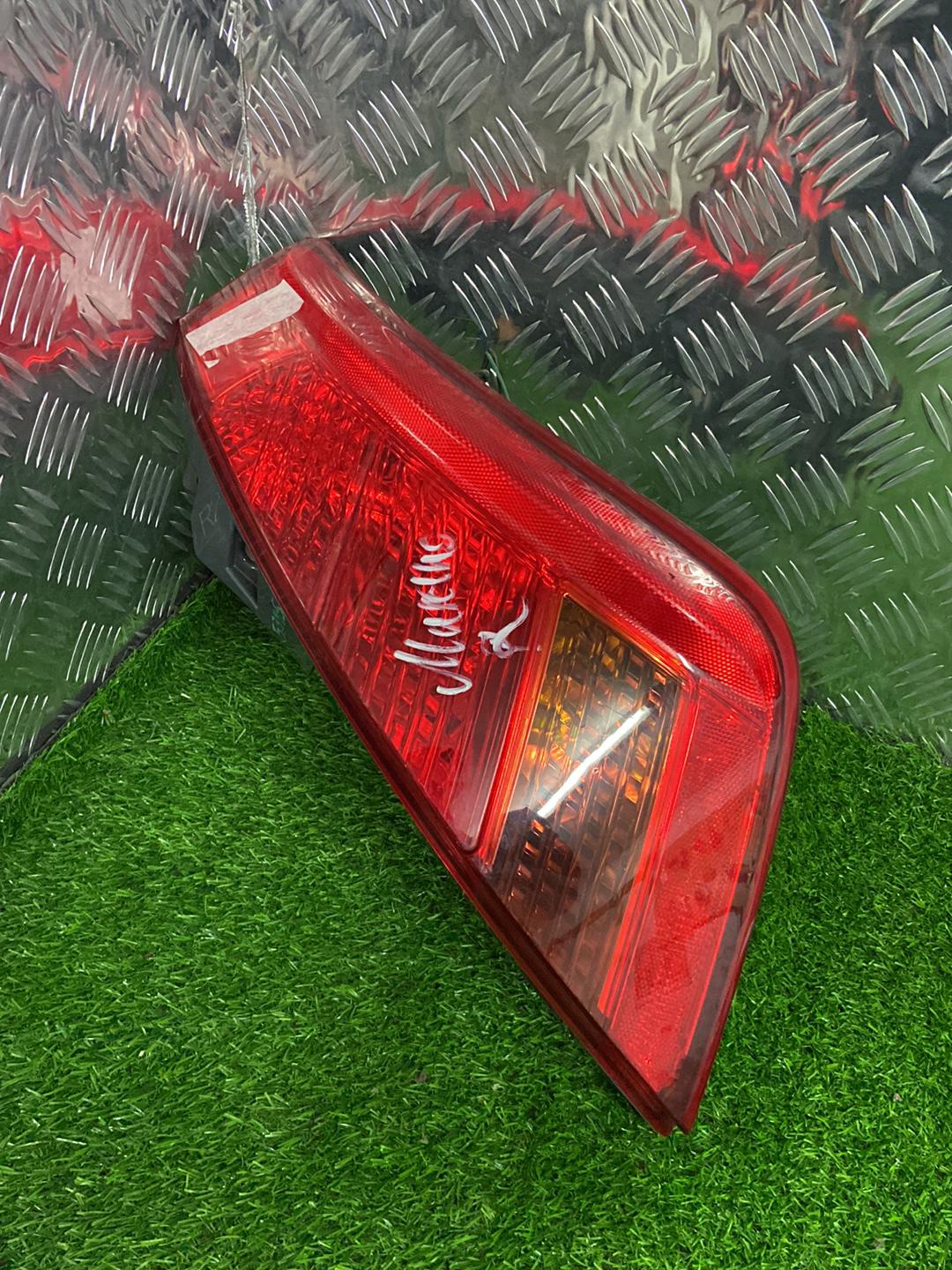 2002 - 2007 Nissan Murano Right Taillight KOITO 220-63779
