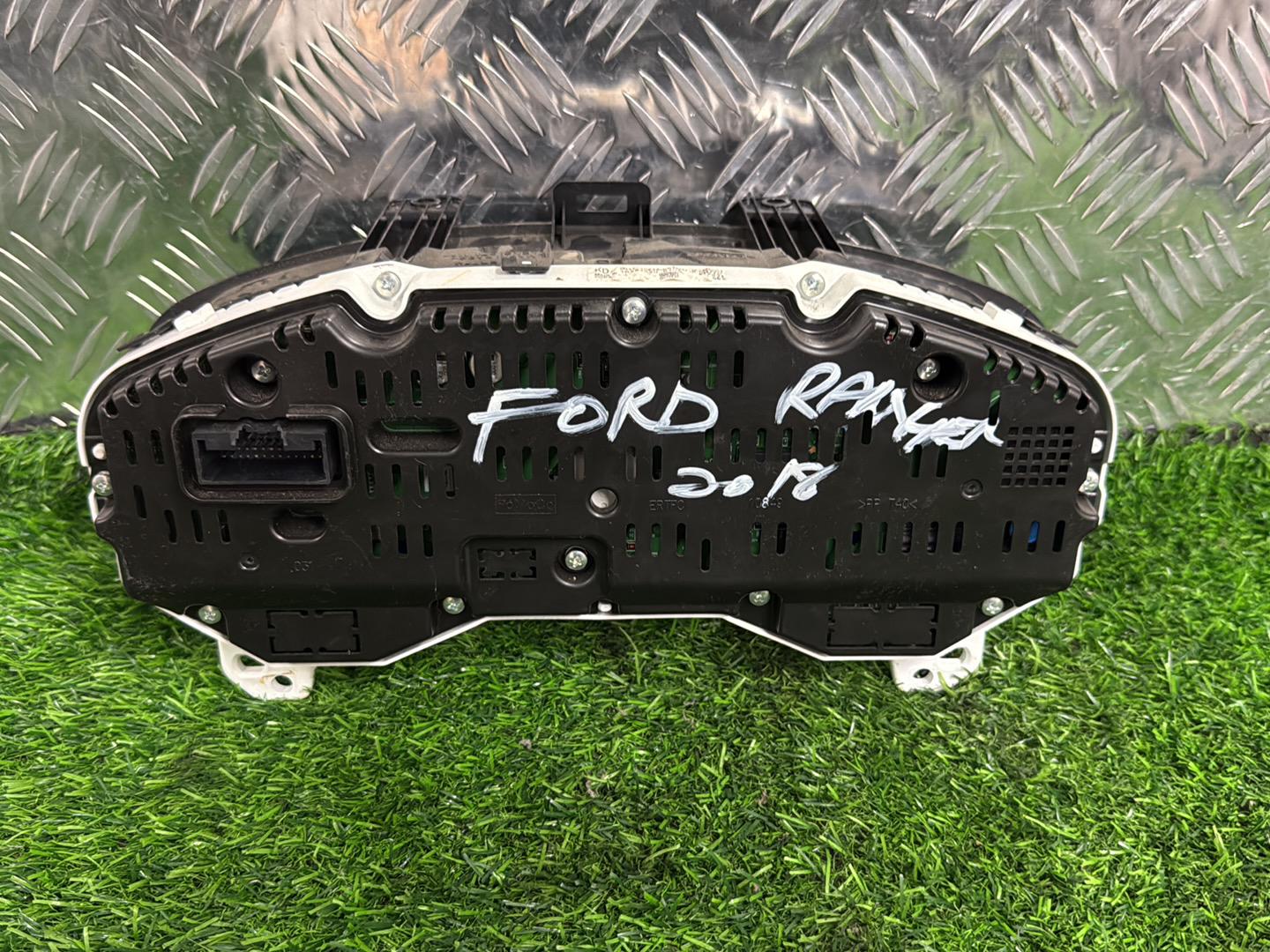 2015 - 2022 Ford Ranger Instrument Cluster 171137 KMs (Automatic Diesel)