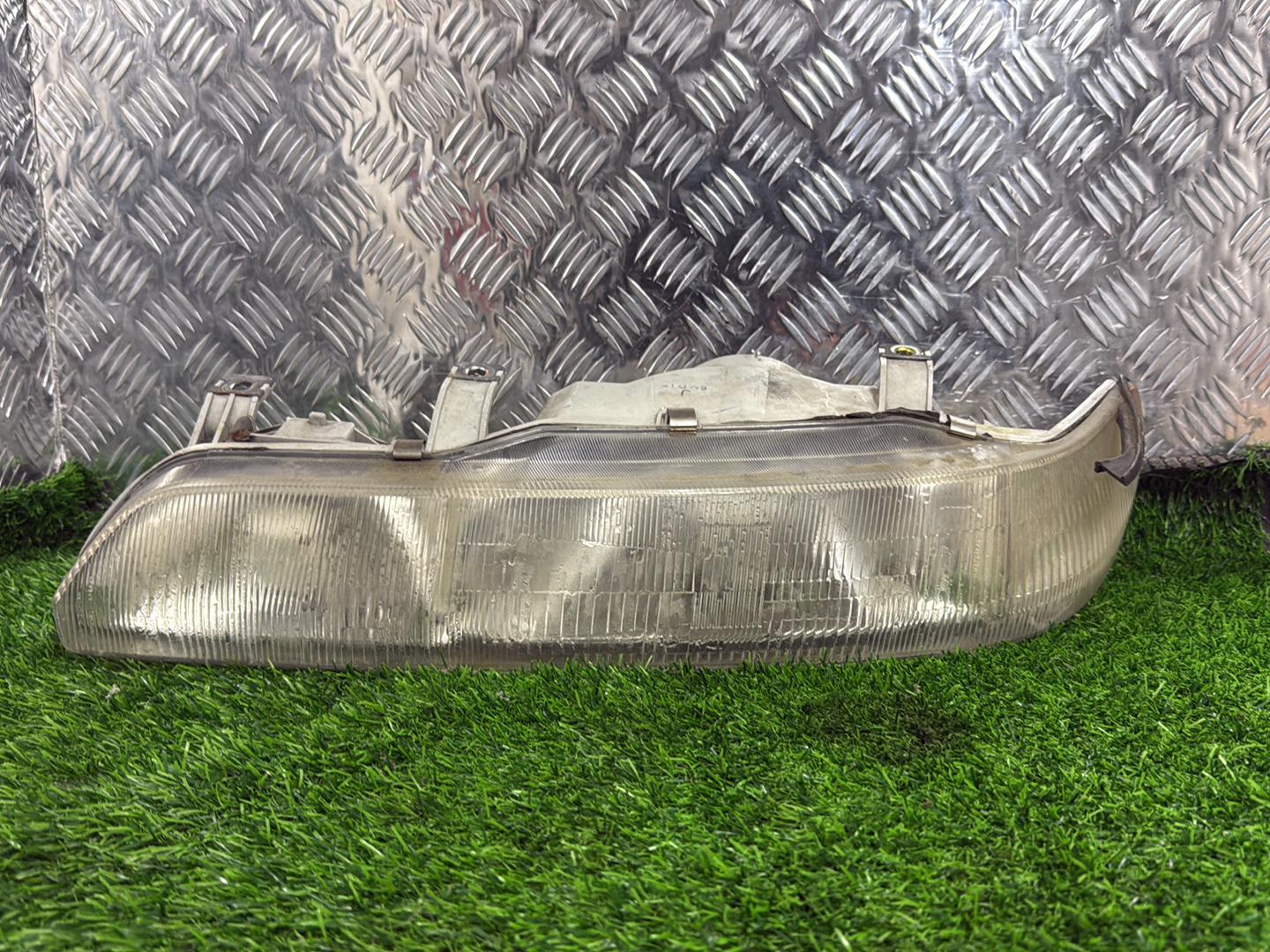 1990 - 1993 Honda Integra Left Headlight STANLEY 330-6526
