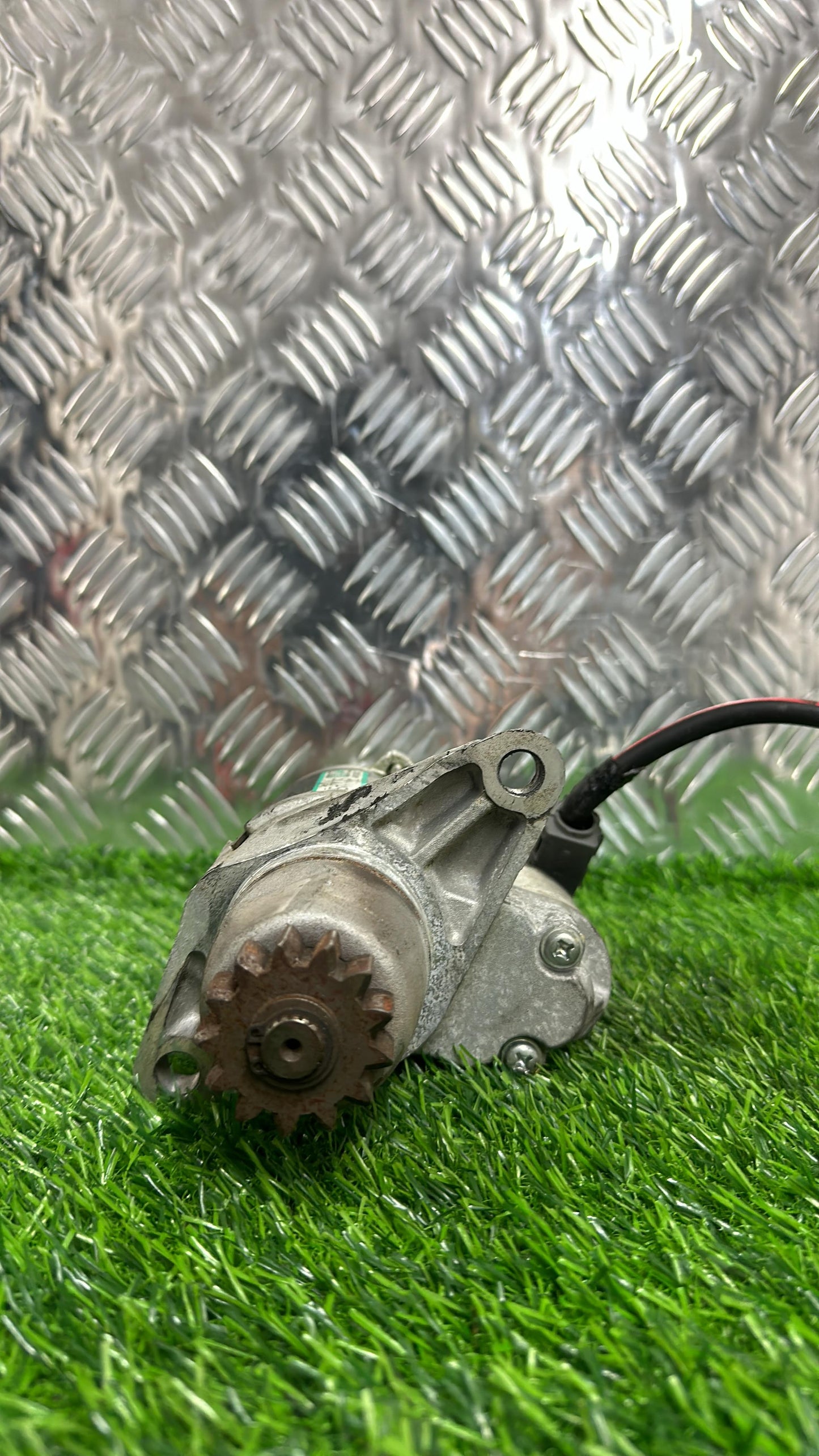 2001 - 2007 Toyota Voxy Starter Motor 1AZ 2.0L Petrol