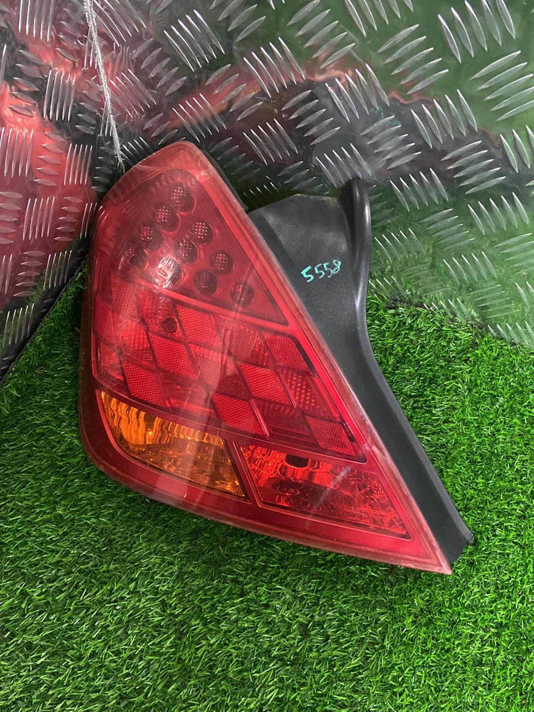 2004 - 2009 Nissan Teana Left Taillight LED TYPE