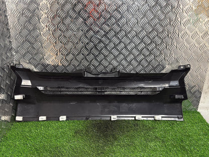 2010 - 2018 Toyota Hiace Grille WidyBody Type