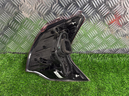 Peugeot 3008 Left Taillight 9805510580