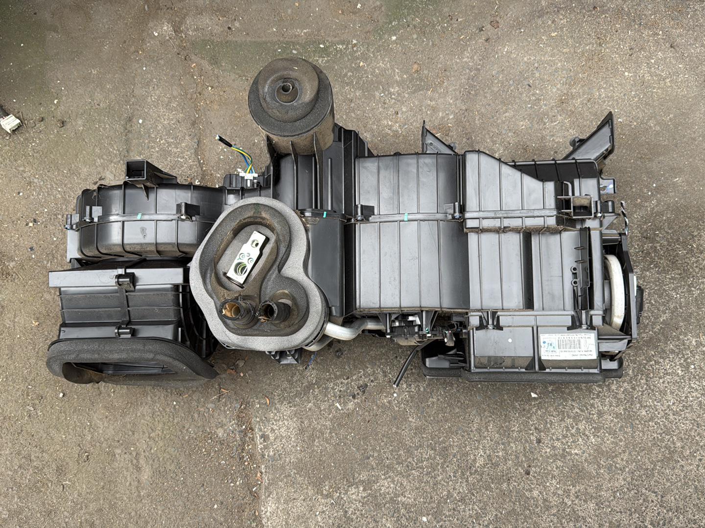 Nissan Navara Heater Box Thai Type