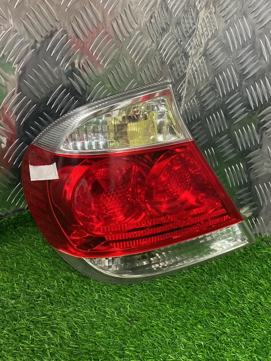 2001 - 2005 Toyota Camry Left Taillight KOITO 06-89