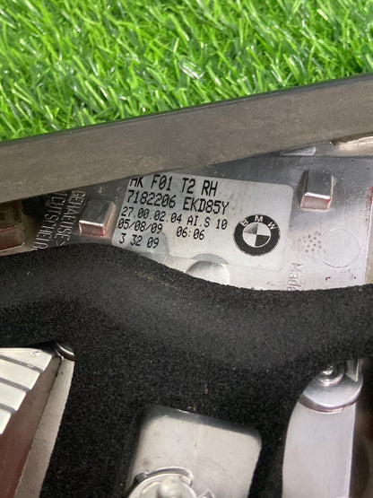 2008 - 2015 BMW 730d Right Tailgate Garnish 7182206