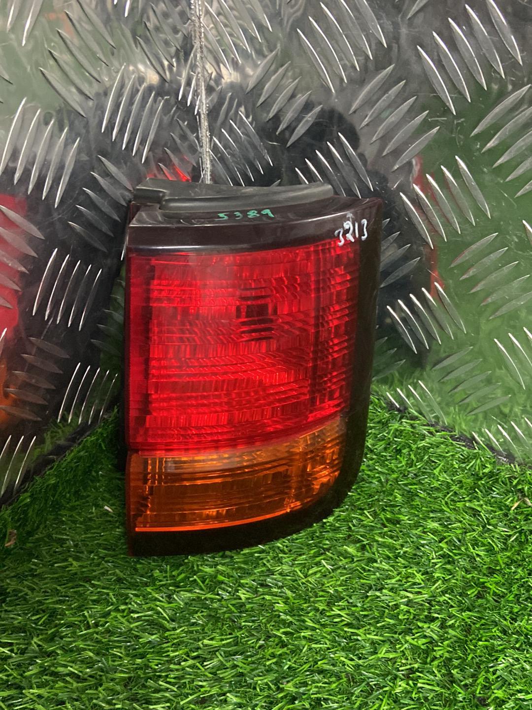 1997 - 2002 Nissan Elgrand Right Taillight ICHIKOH 4791A