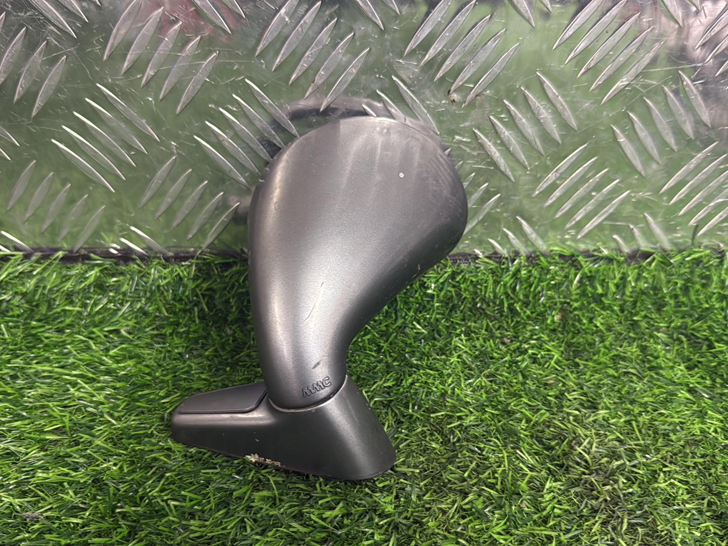 1991 - 1998 Mitsubishi Pajero Left Front Guard Mirror