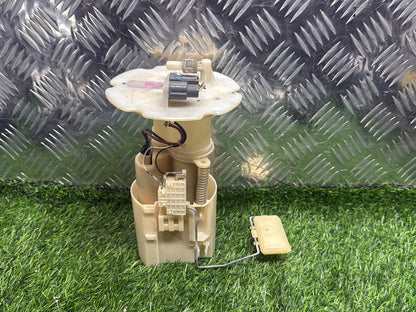 Nissan Elgrand Fuel Pump 17040 WL80A