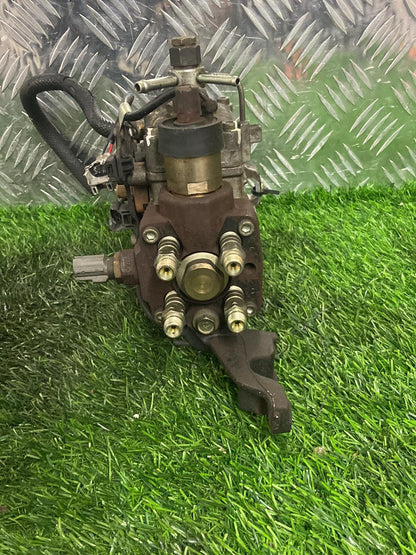 1990 - 1995 Toyota Hilux Injector Pump 2210067070