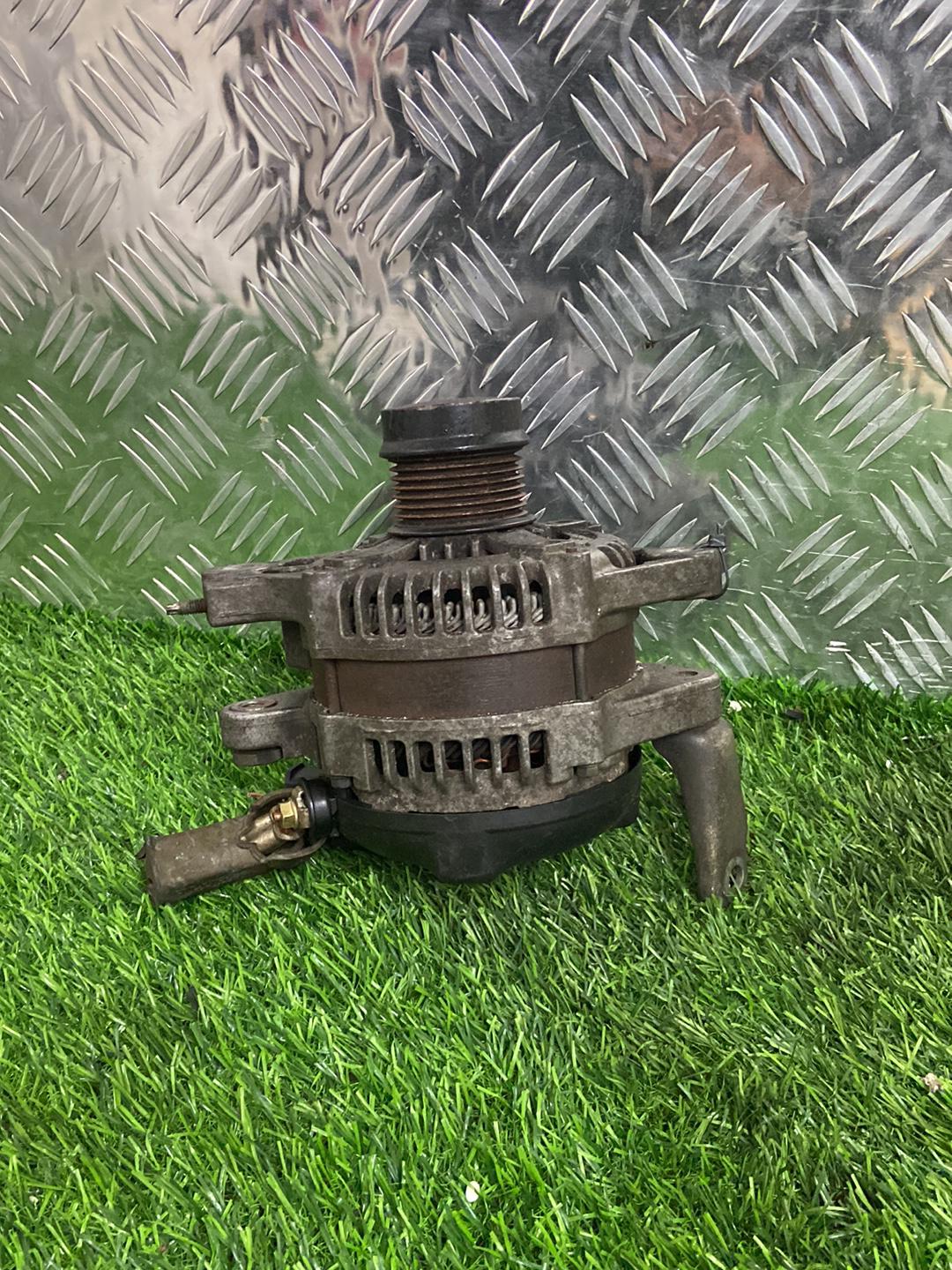 2004 - 2009 Toyota Mark X Alternator 2706031040 , 104210-4067
