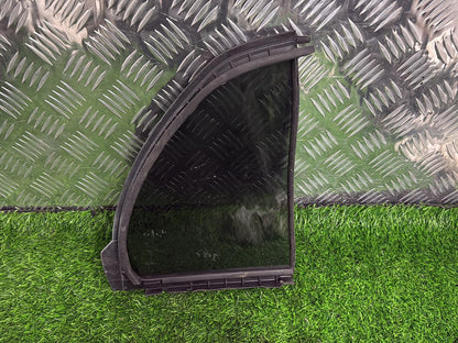 2005 - 2011 Toyota Vitz Left Rear Quarter Door Glass M31Q8