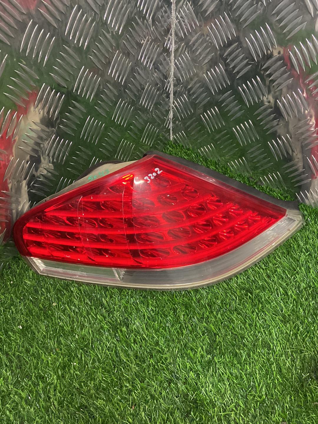 2003 - 2010 BMW 630i Left Taillight 63217170975