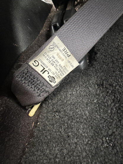 2005 Nissan Murano  WRECKING FOR PARTS ONLY