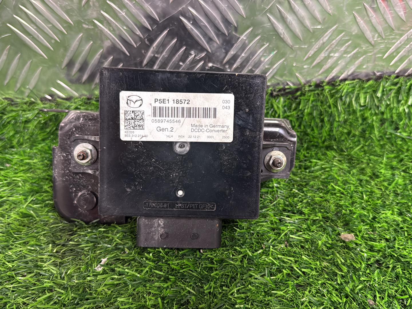 Mazda CX-5 DC Converter Module P5E1 18572