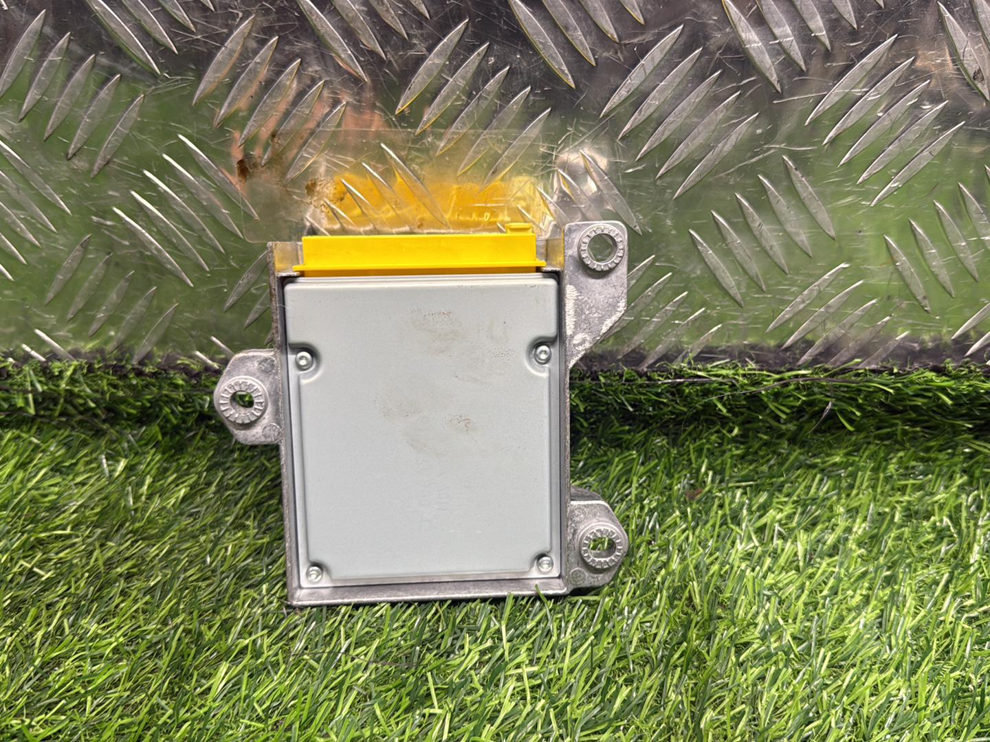 Mazda CX-5 Airbag Module KD15-57K30