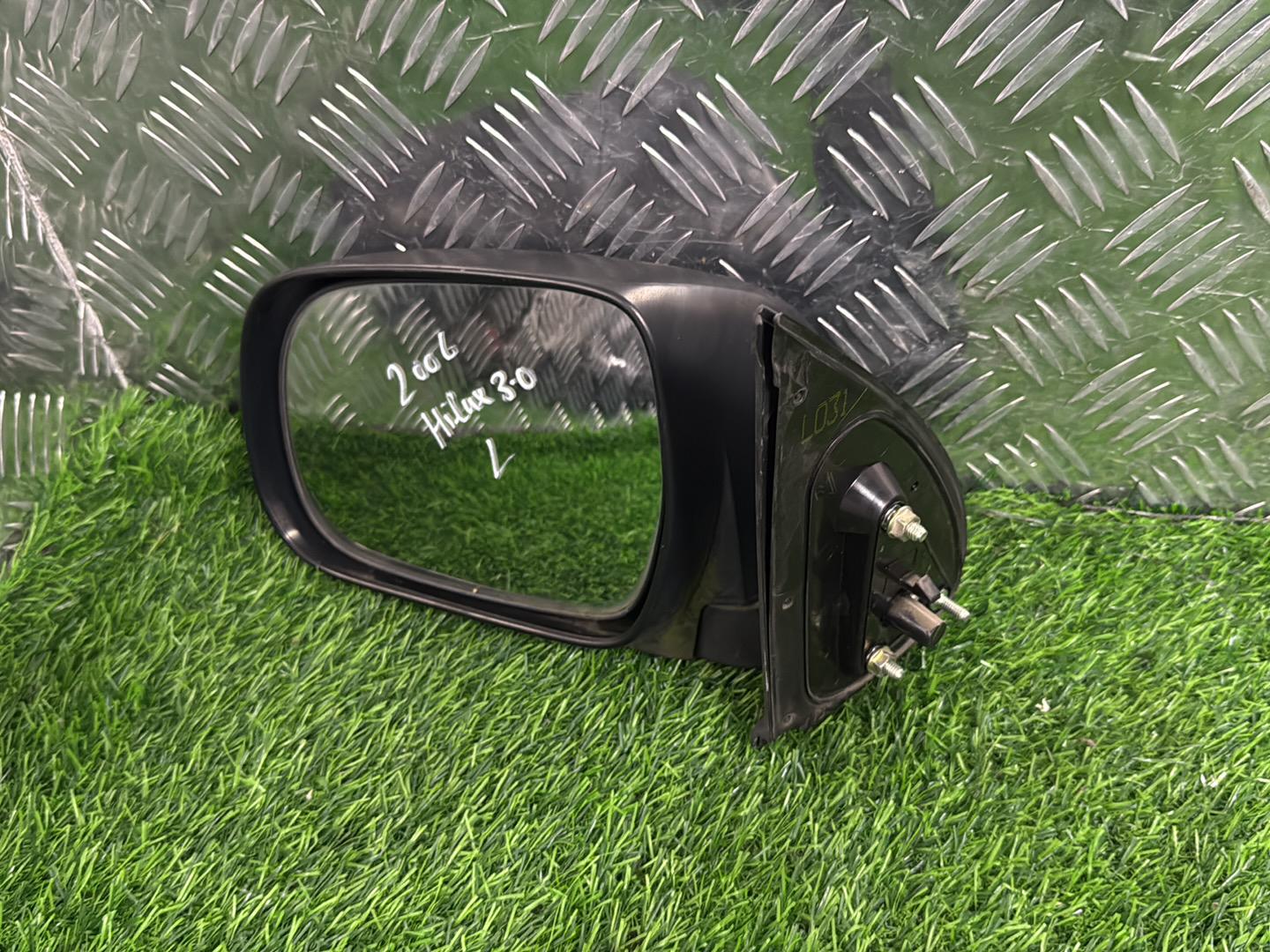 Toyota Hilux Left Door Mirror Manual Type